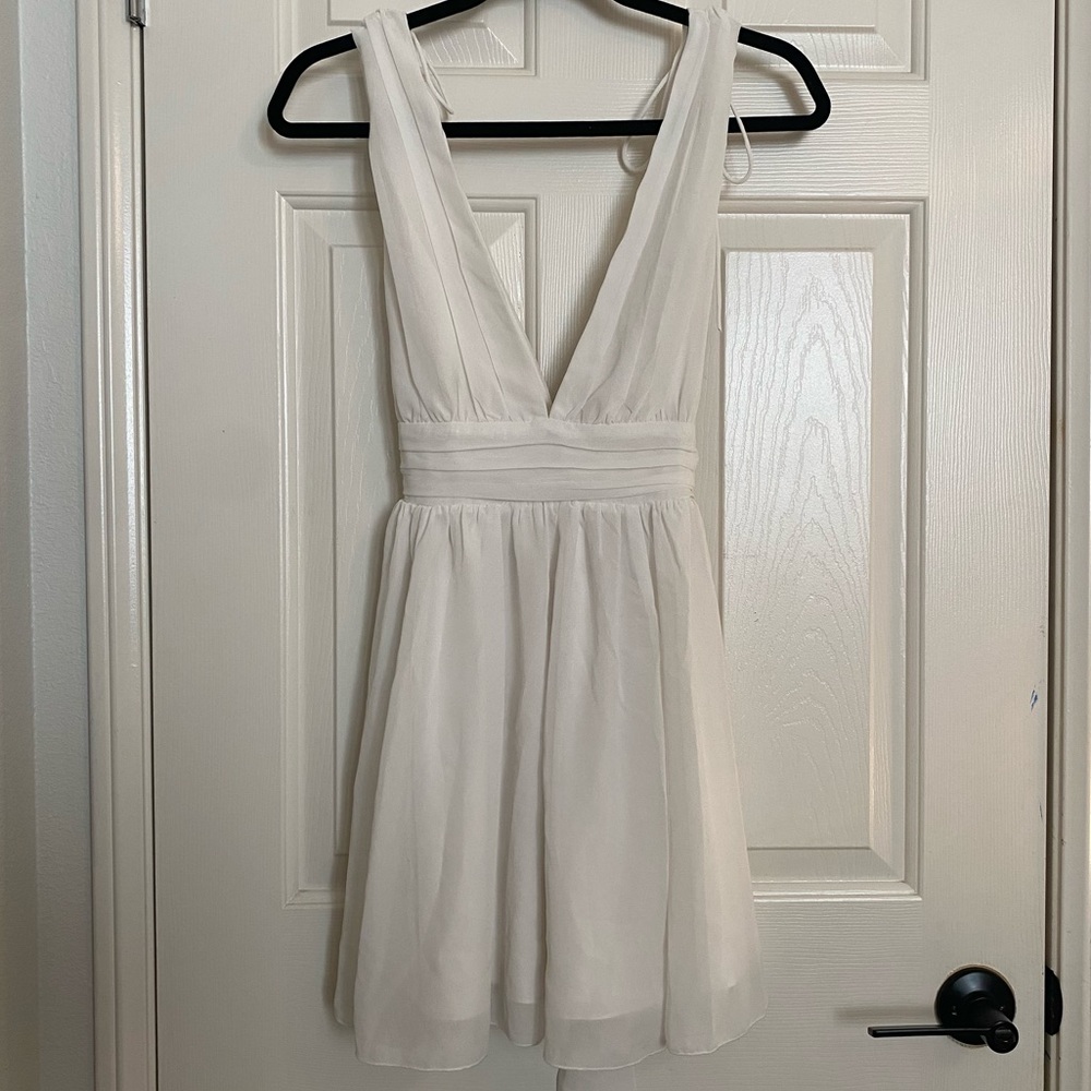 Elegant White Sleeveless Dress Lucy in the sky, small